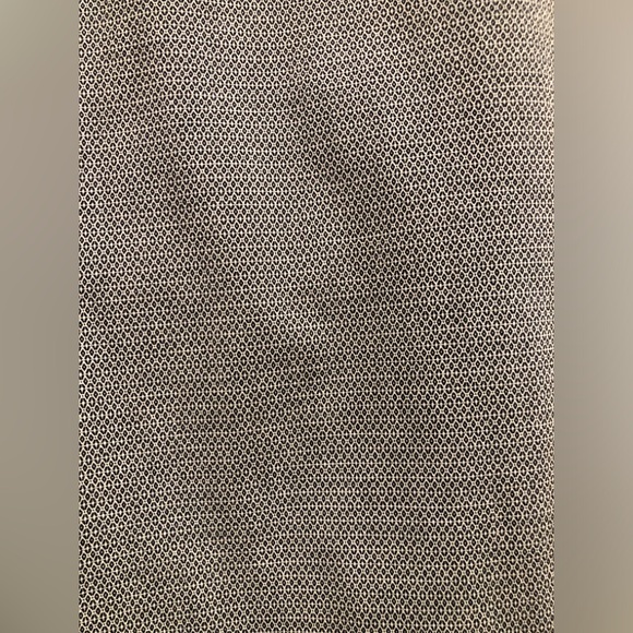 WHBM Slim Ankle Pants, Size 8 - Picture 2 of 3